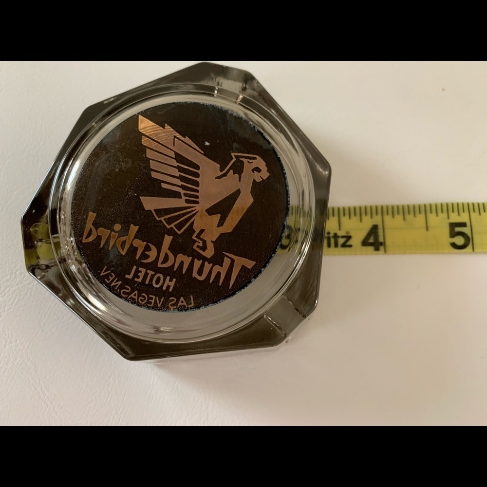 Ashtray - Picture 3 of 5